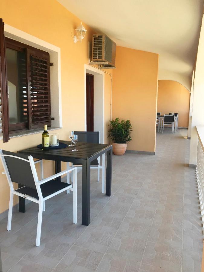 Apartmani Lavanda Vrsi Exterior foto