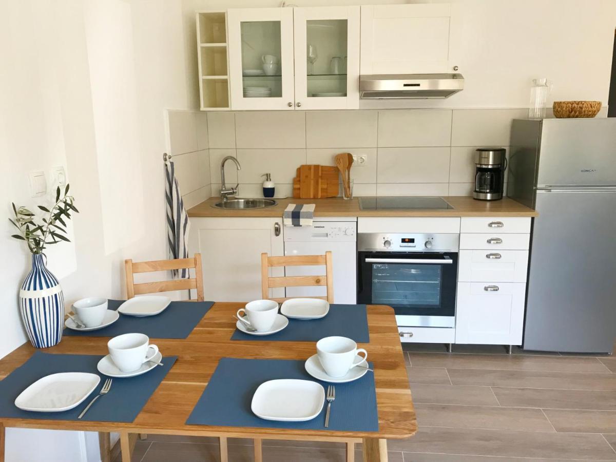 Apartmani Lavanda Vrsi Exterior foto